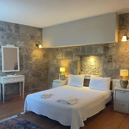 Kallista Szálloda *